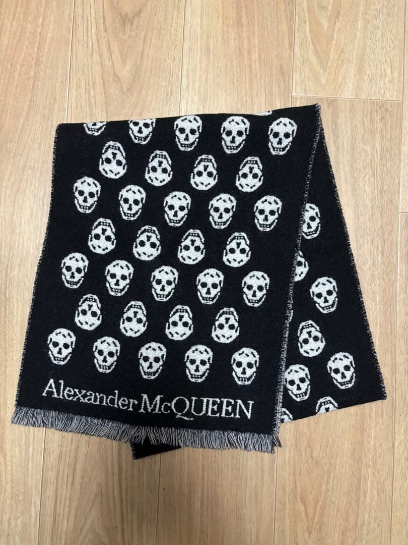 Alexander McQueen スカル　オーバーオール　マフラー・スカーフ