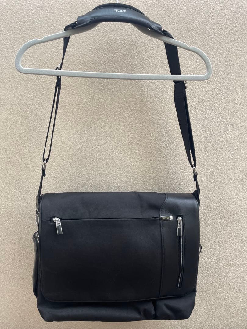 TUMI ショルダーバッグ 25671D Galeao メッセンジャーバッグ