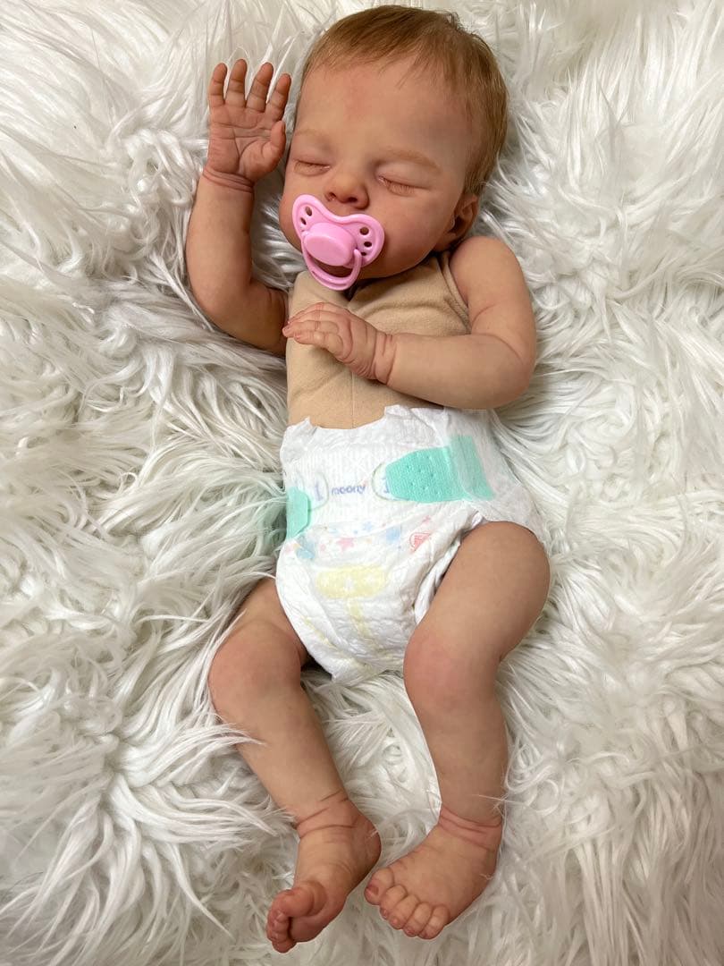 【リボーンドール】超リアルな赤ちゃん人形 約45cm.