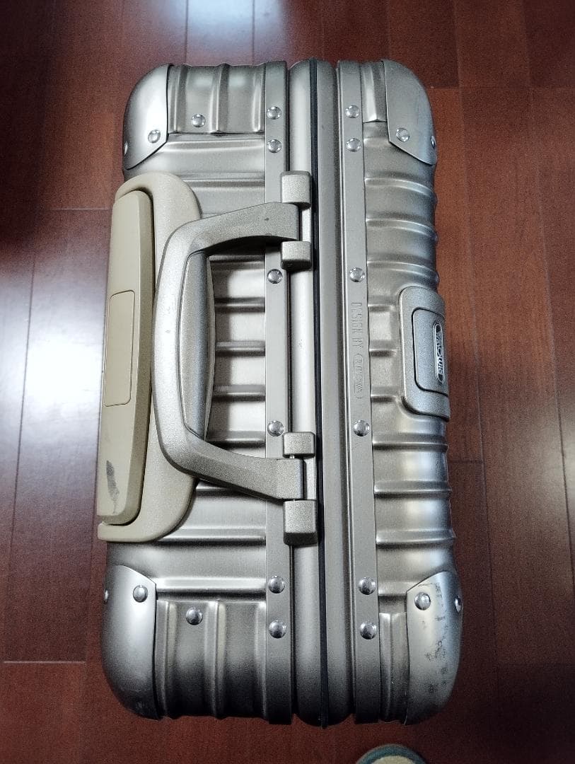 RIMOWA　トパーズ・チタニウム　キャビントロリー　32L　2輪
