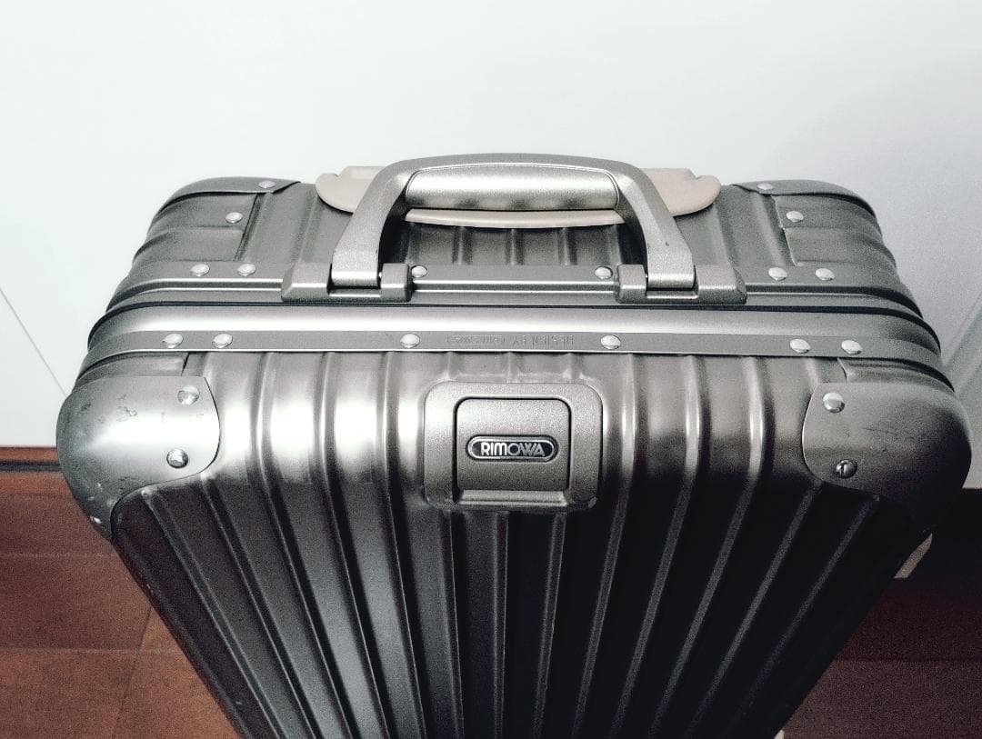 RIMOWA　トパーズ・チタニウム　キャビントロリー　32L　2輪