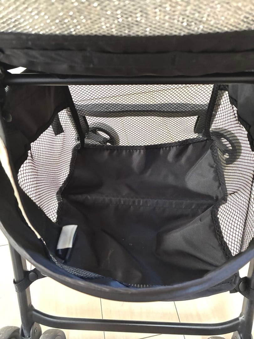 ⭐︎クリーニング済み⭐︎ApricaカルーンエアーメッシュAB 軽量.水玉、R5購入