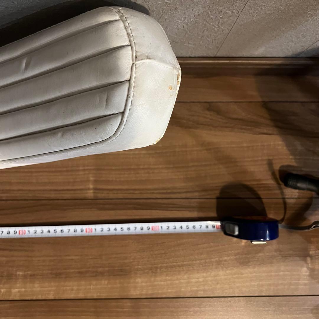 キング＆クイーンシート　ホワイト　ナックル　パン　ショベル