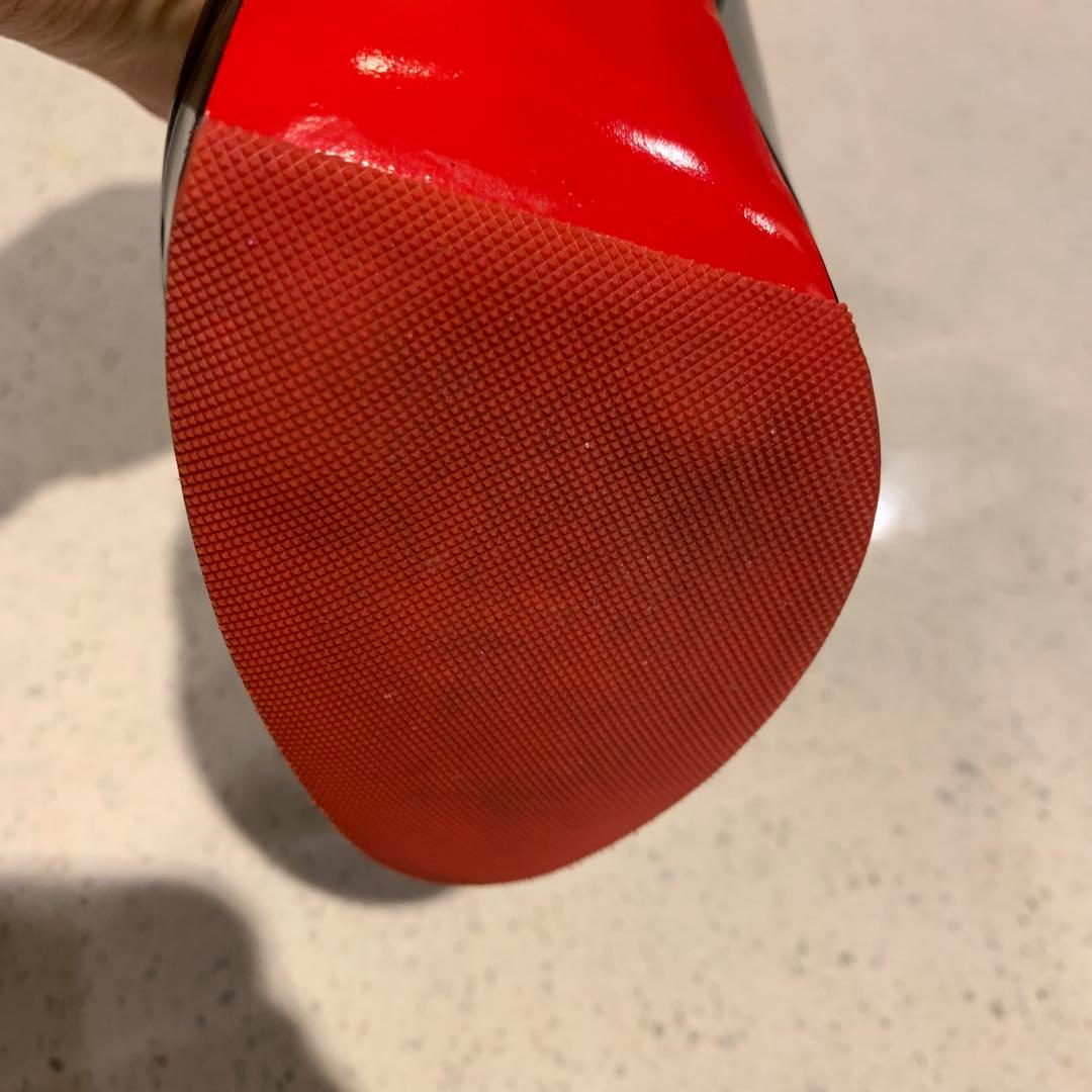 S*S様 ルブタン ビアンカ 黒 エナメル 23cm