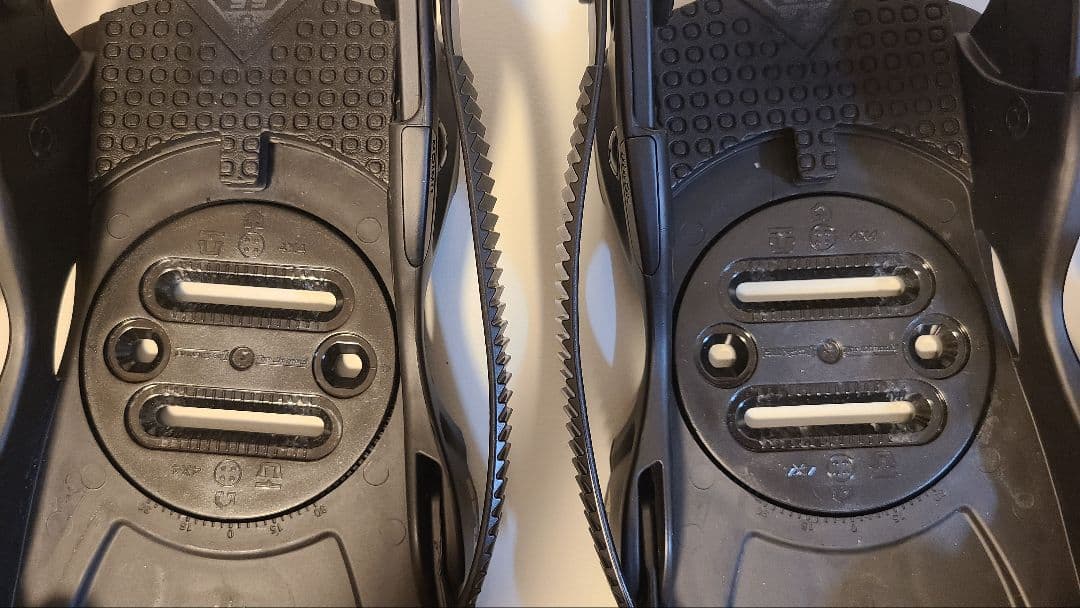 スノーボード　ビンディング　UNION　ATLAS マットブラック　Mサイズ