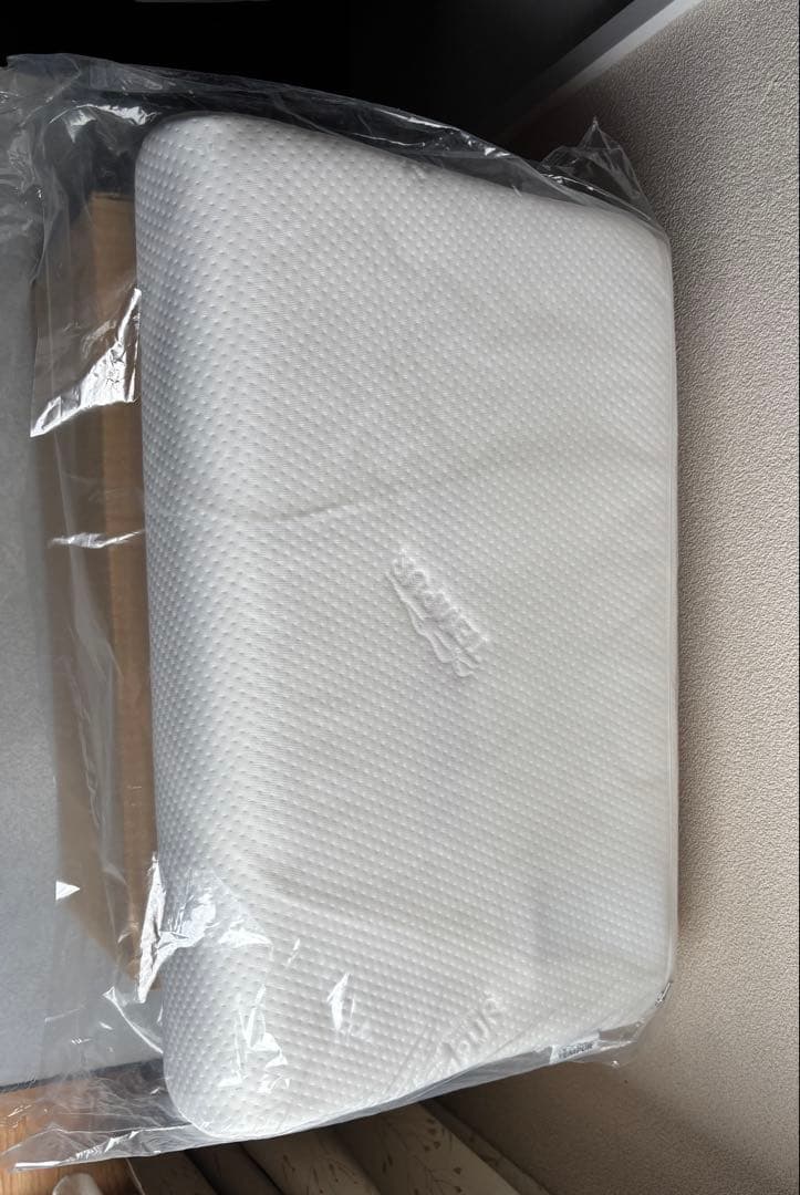 【未使用】テンピュール(Tempur) 枕 まくら　(Ｌサイズ)