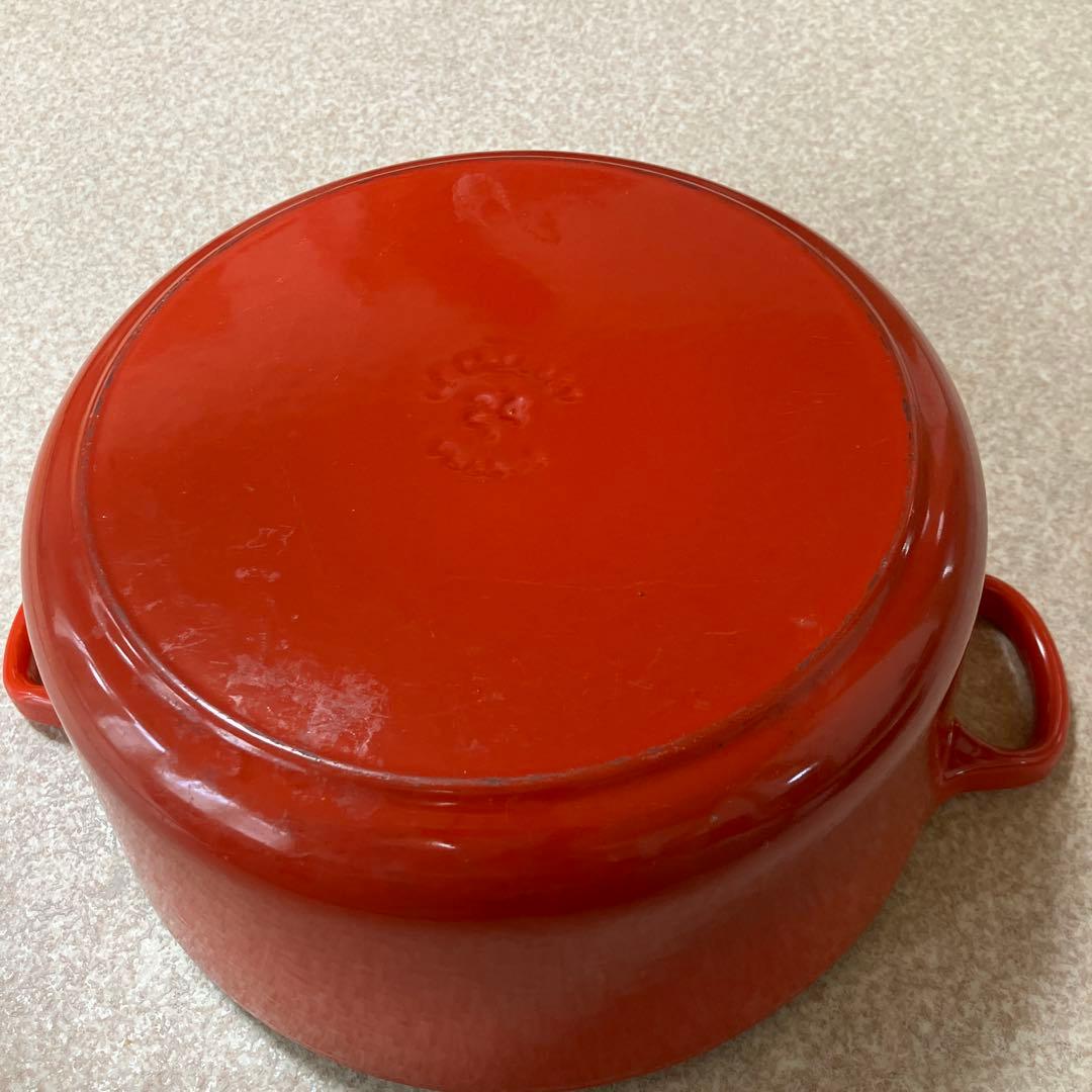 LE CREUSET ルクルーゼ　両手鍋 レッド　24cm