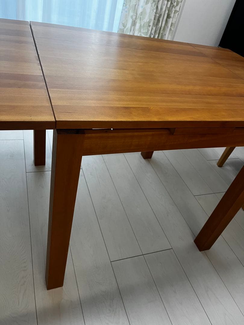 ウニコ 希少 デンマーク製 vivio 木製 伸縮可能 ダイニングテーブル