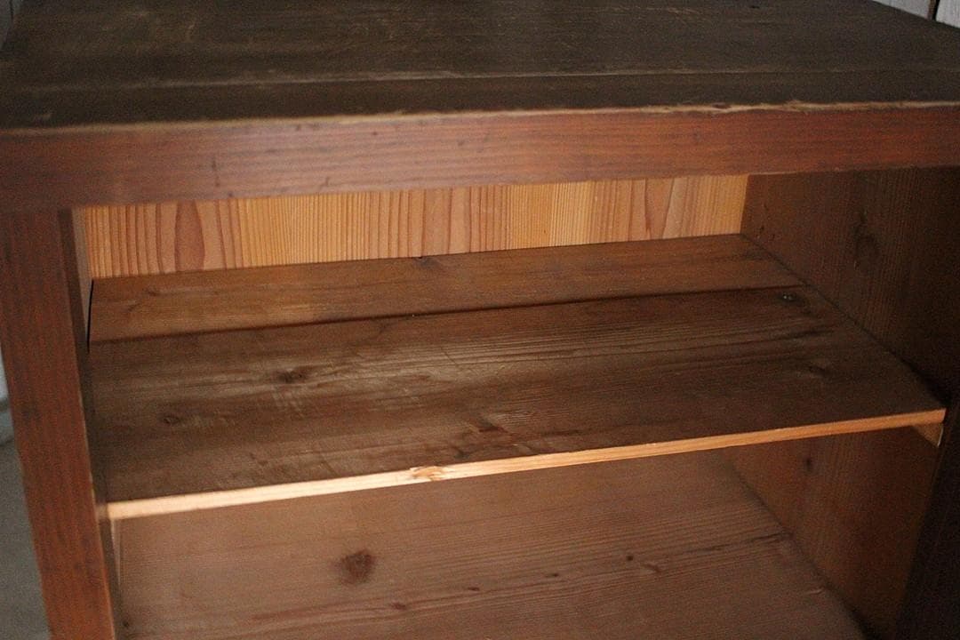 古く味のある木枠格子ガラス戸棚　食器棚　水屋　キャビネット　古家具