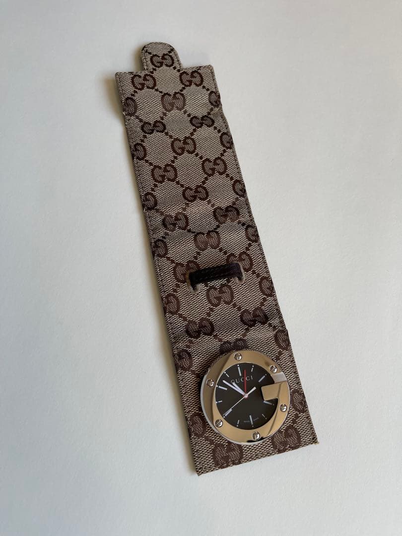 ☆作動品☆　GUCCI トラベルウォッチ　電池交換済