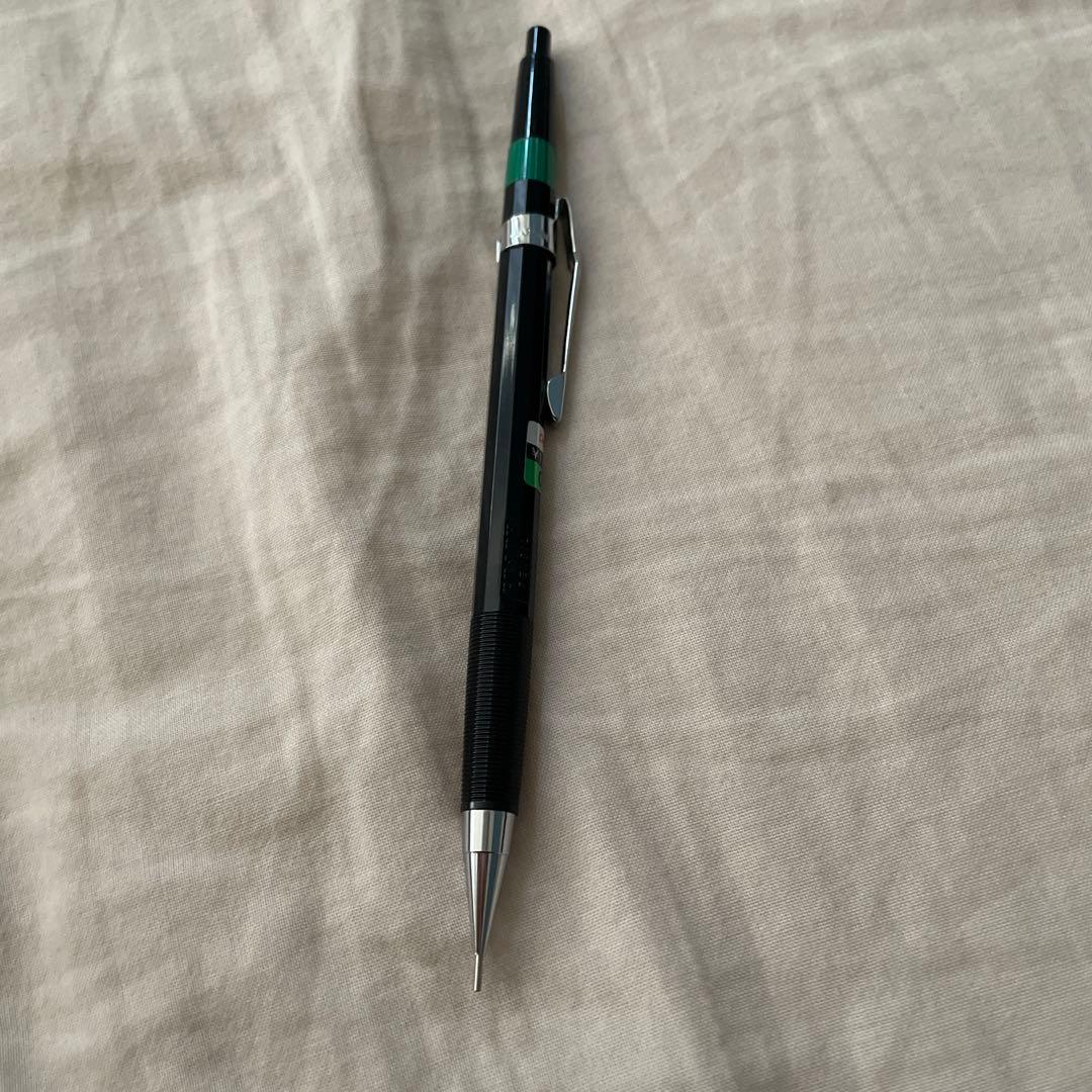 筆記具 Pentel PG4