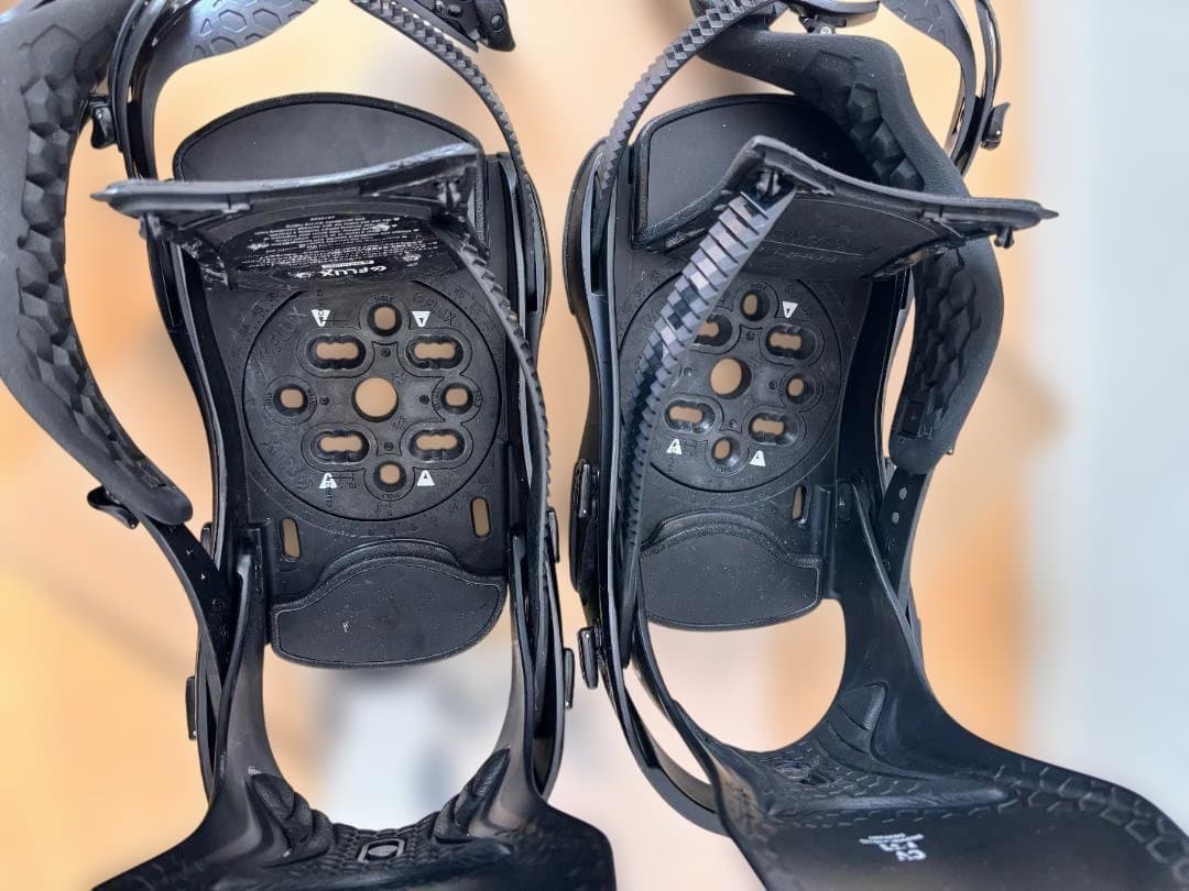 23-24 FLUX フラックス CV BLACK Mサイズ ビンディング