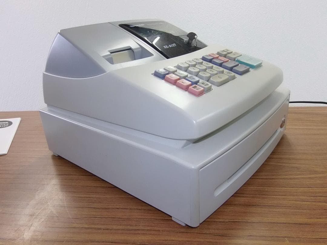 骨とう品　お金入れに　SHARP 電子レジスター　 XE-A127　2007年製