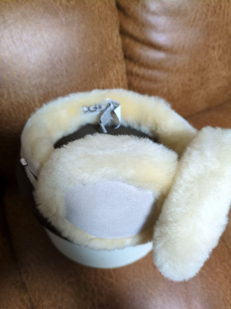 UGG 耳あて クリーム色 ファー