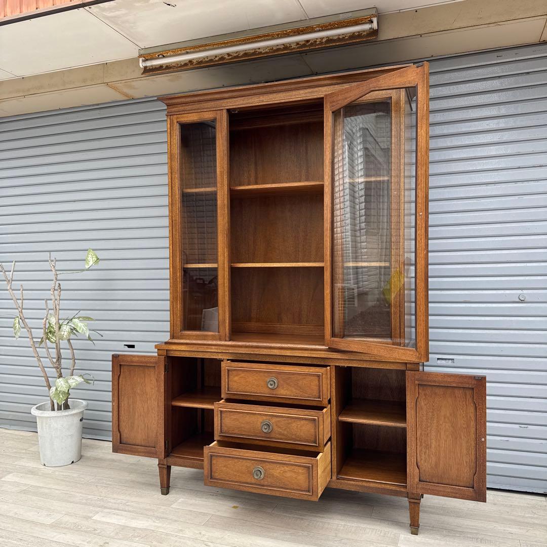 ドレクセルヘリテイジ トライユン　食器棚　カップボード　飾り棚　ドレクセル