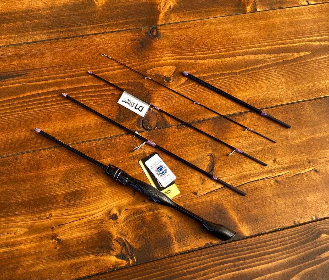 新品未使用　超軽量　カーボンロッド　トラウトロッド　スピニングロッド　アジング