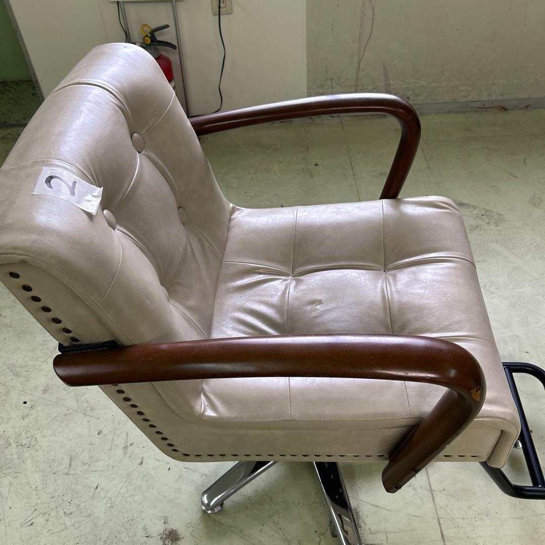 PPP 美容　スタイリングチェア（2）