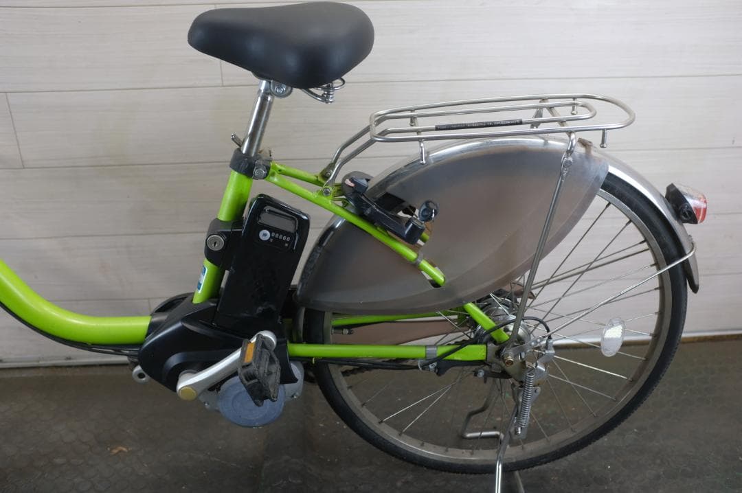 良品　新基準 パナソニック　24インチ　3段　8.0Ah（5点灯）充電器あり