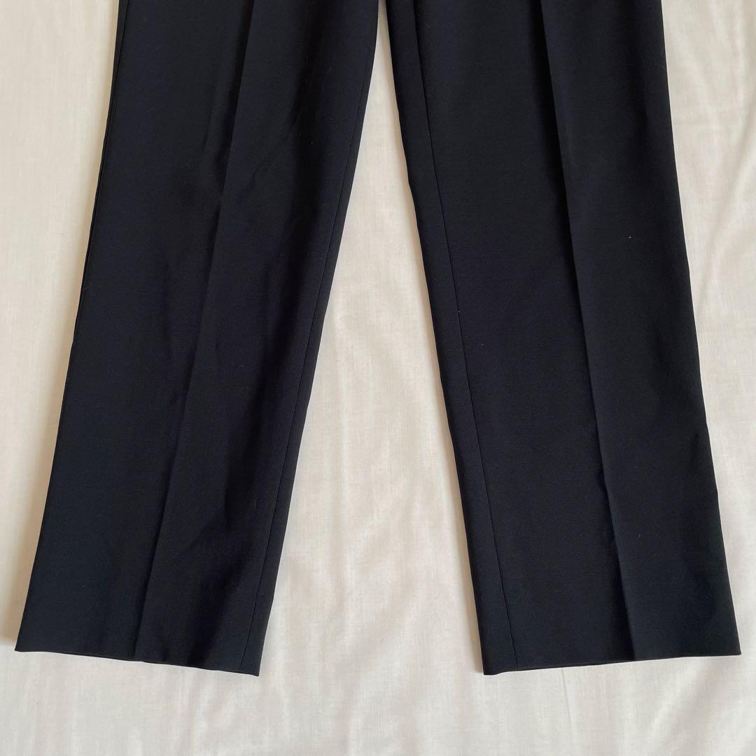 theory セオリー ノーカラー　パンツスーツ　ネイビー