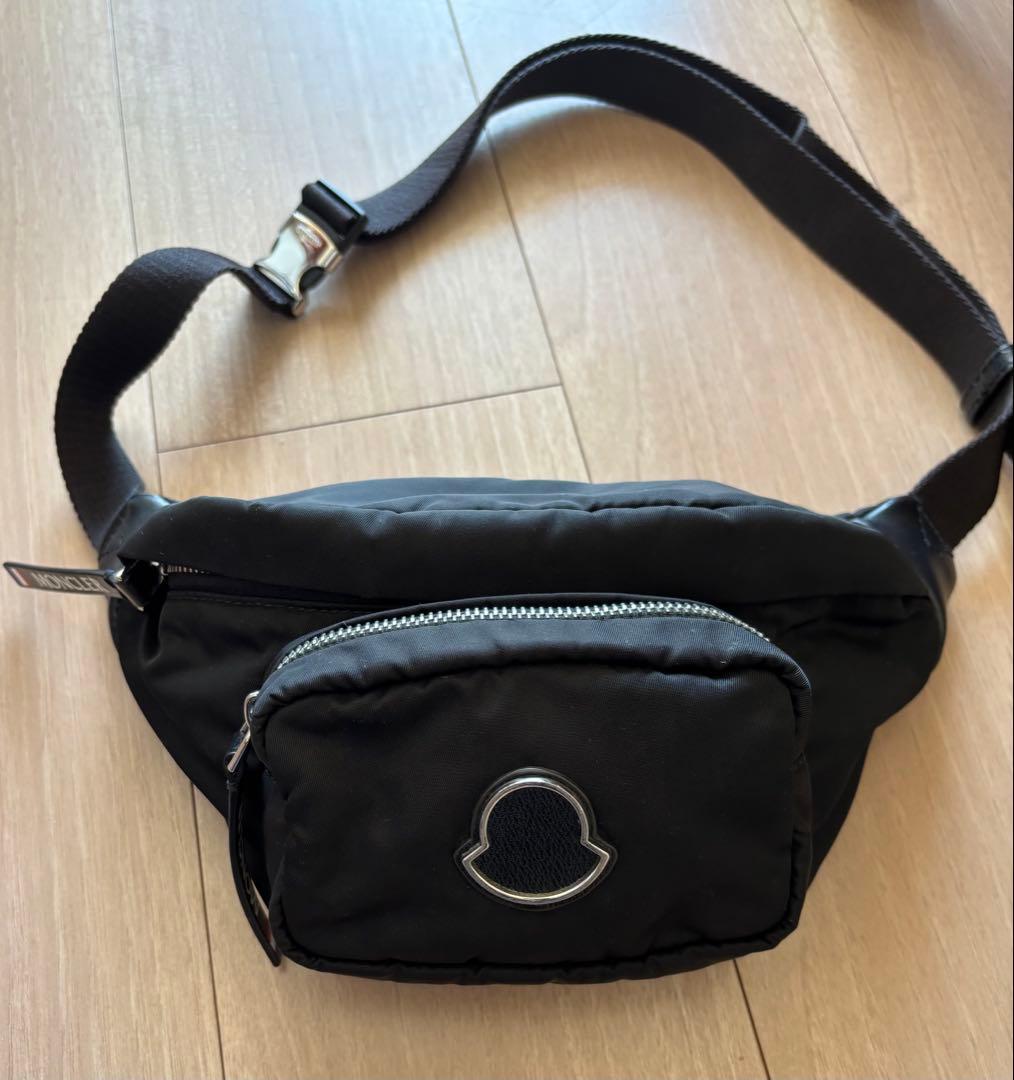 moncler モンクレール FELICIE GM ボディバッグ ブラック