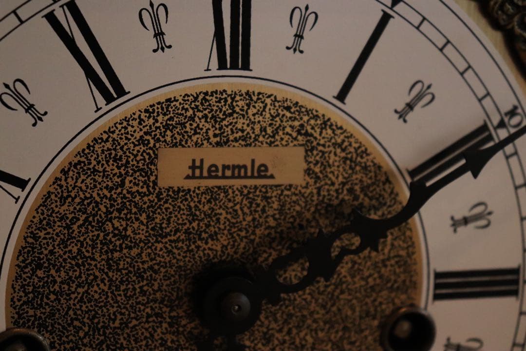 Hermle ヘルムレ 置時計 古時計  機械式 手巻き 南ドイツ ヴィンテージ