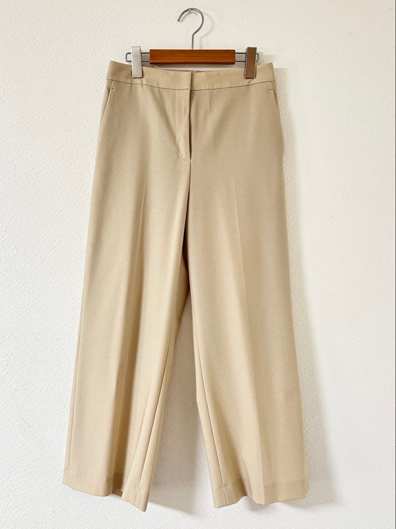 ICB パンツスーツ　ウォッシャブル　ベージュ