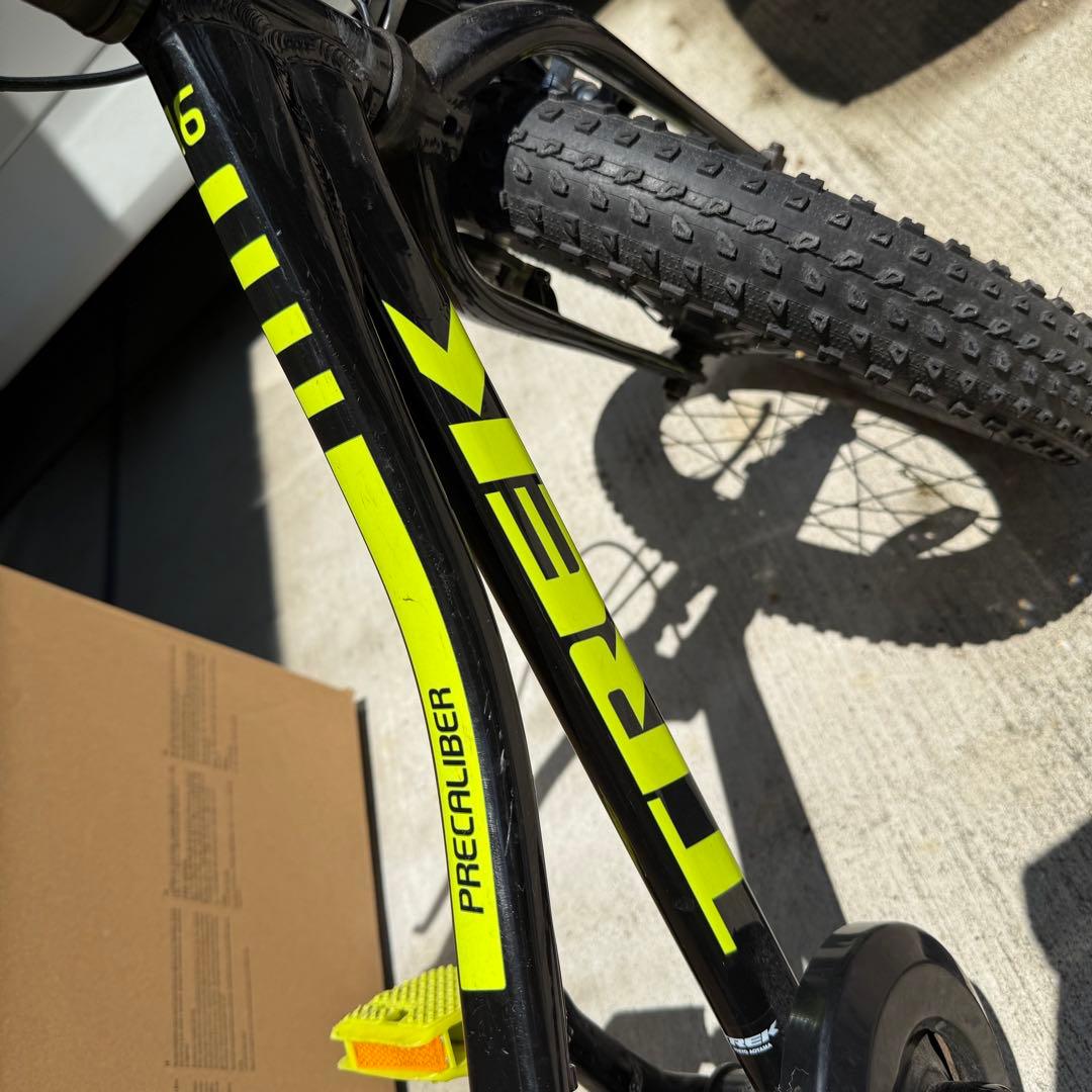 TREK キッズバイク　Precaliber プレキャリバー16インチ