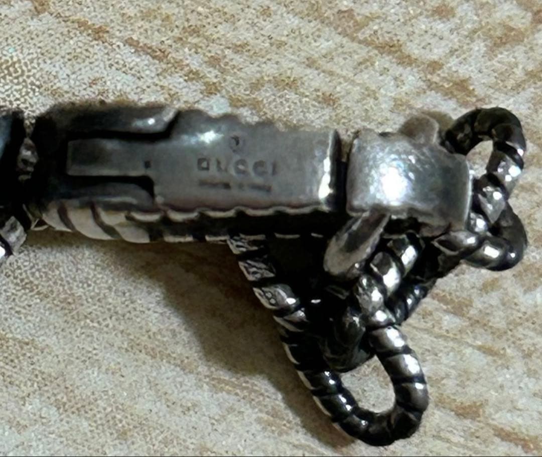 GUCCI インターロッキング シルバー ネックレス ロゴペンダント