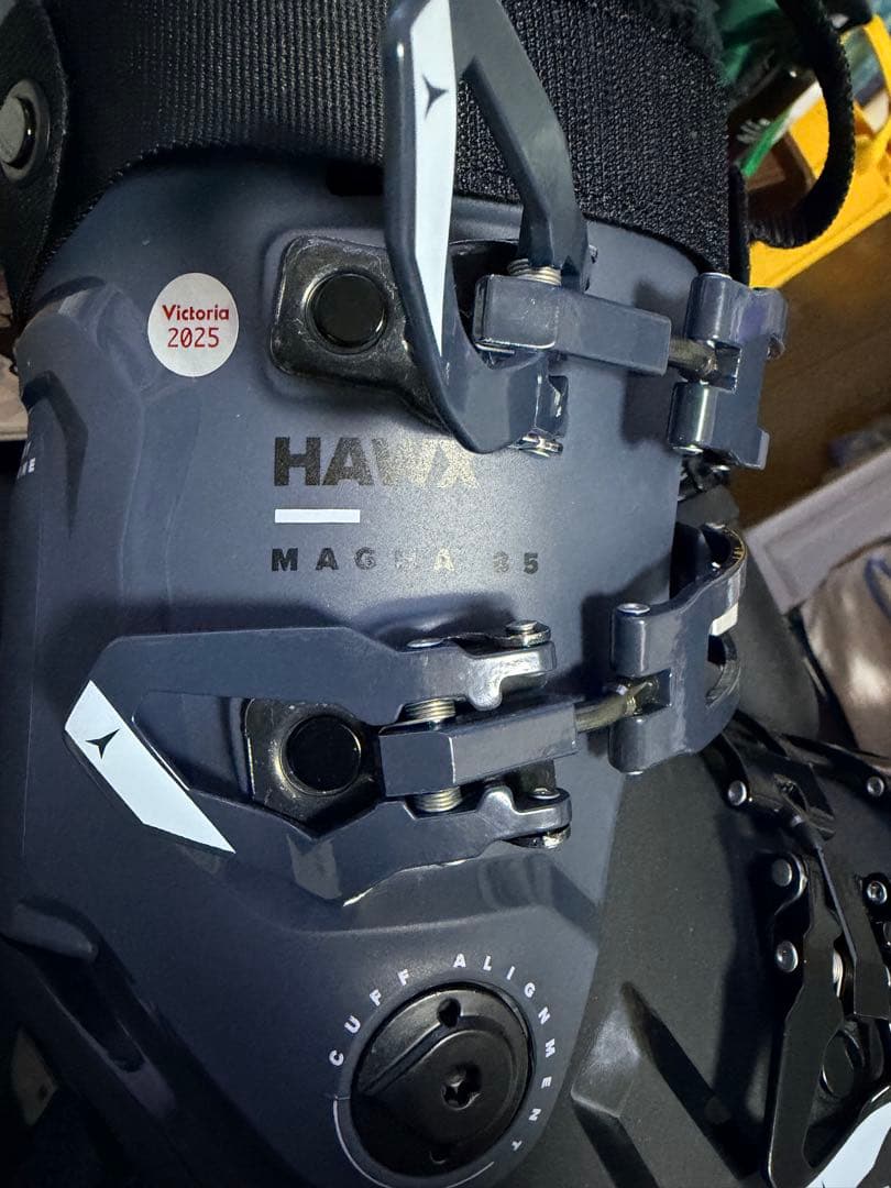 ATOMIC MAGNA 85女性用スキーブーツ