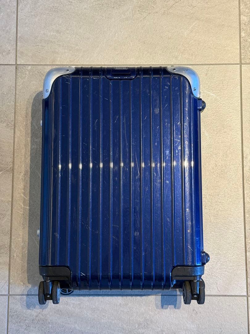 リモワ　リンボ　881.52.21.4　32リットル　4輪 スーツケース