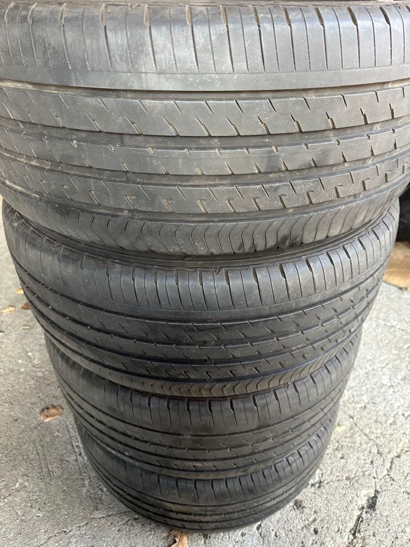 chata①ダンロップ VEURO VE303 245/50r18、2本
