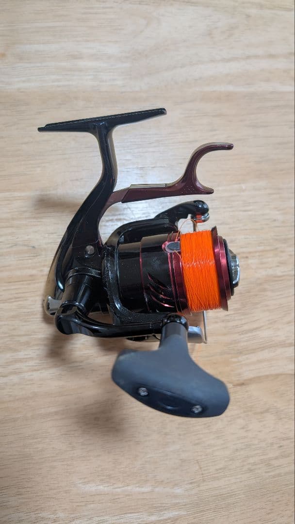 SHIMANO BB-X Larissa C3000DHG スピニングリール