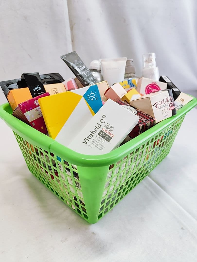 新品未使用　化粧品 基礎化粧 スキンケア　ヘアケア　コスメなど　大量まとめ売り