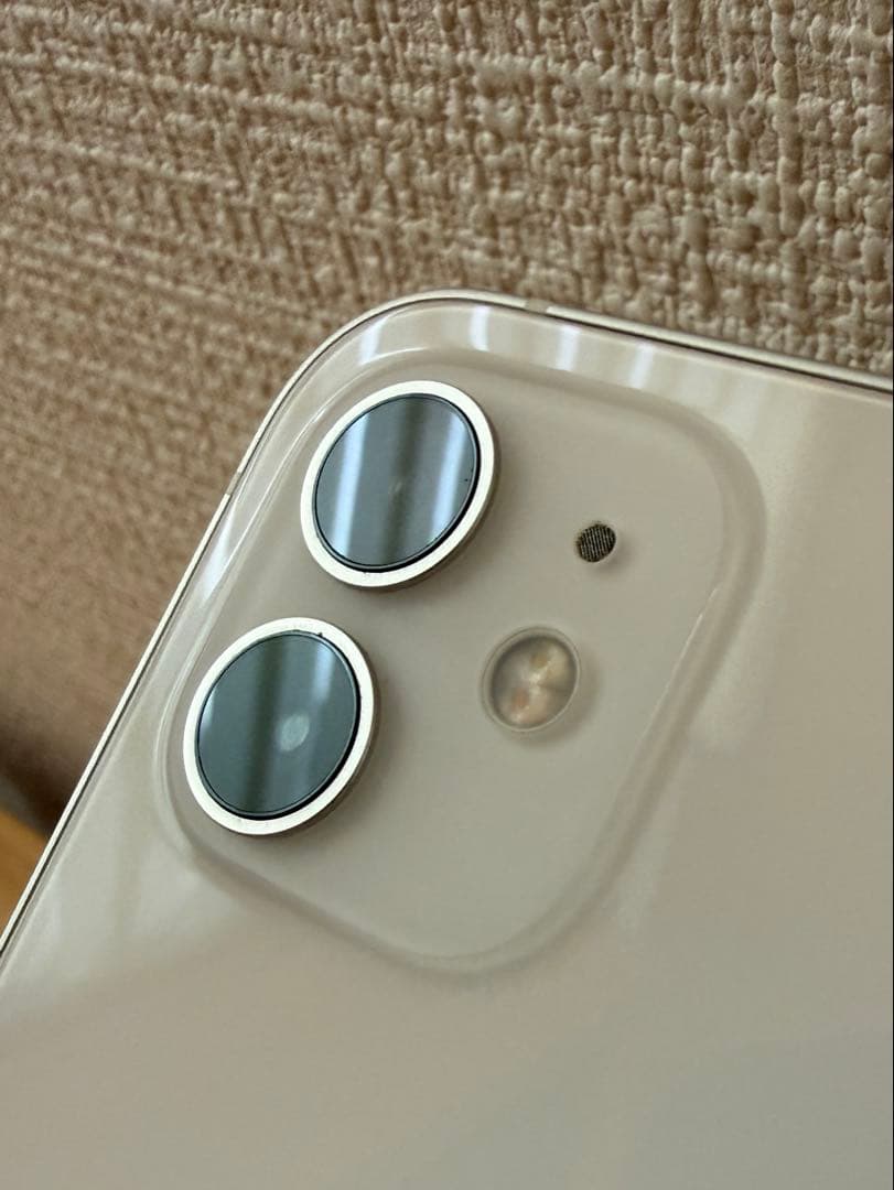 【美品】Apple iPhone 12ホワイト 128GB 76% SIMフリー