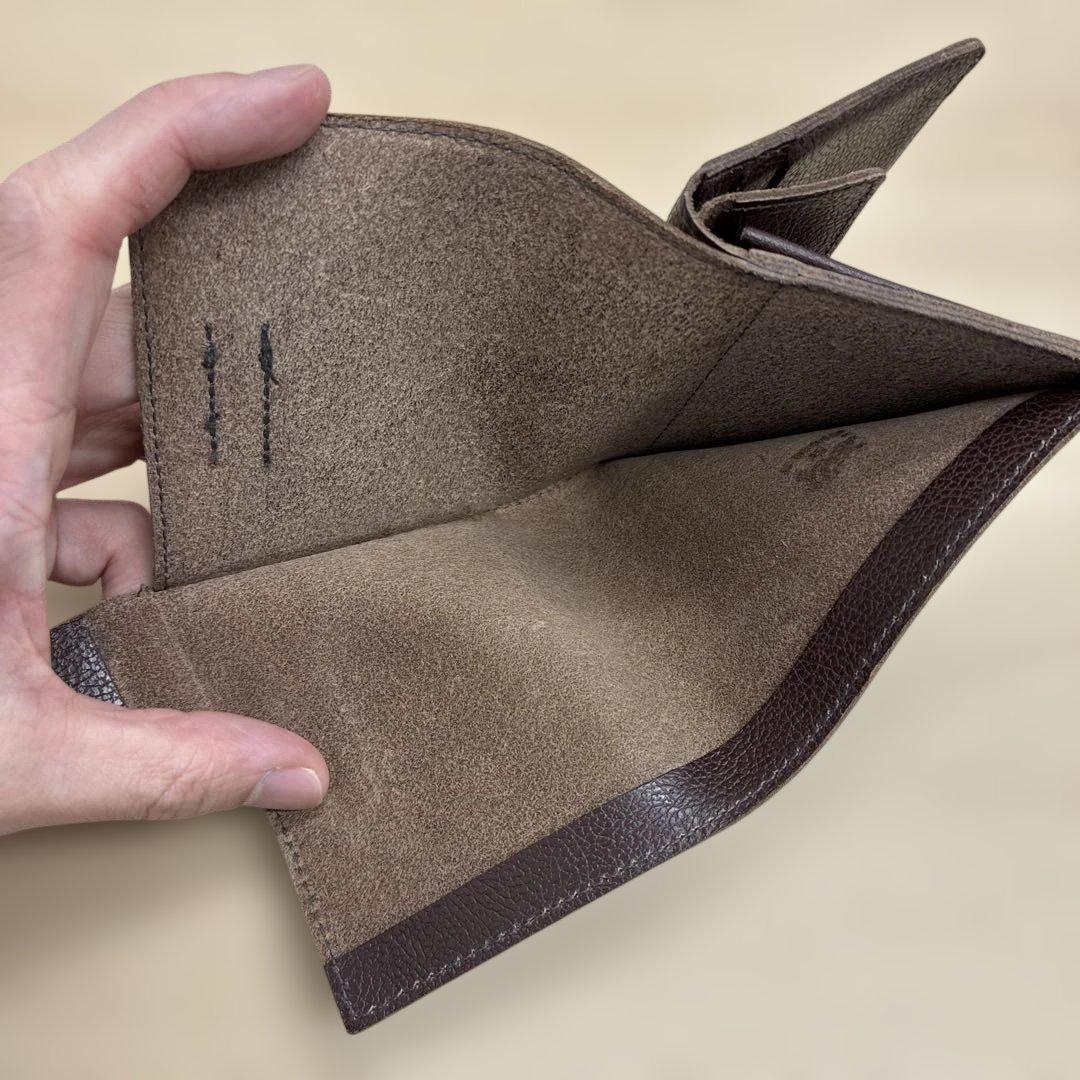 美品　イルビゾンテ　折り財布　オールレザー　ロゴ刻印　ダークブラウン