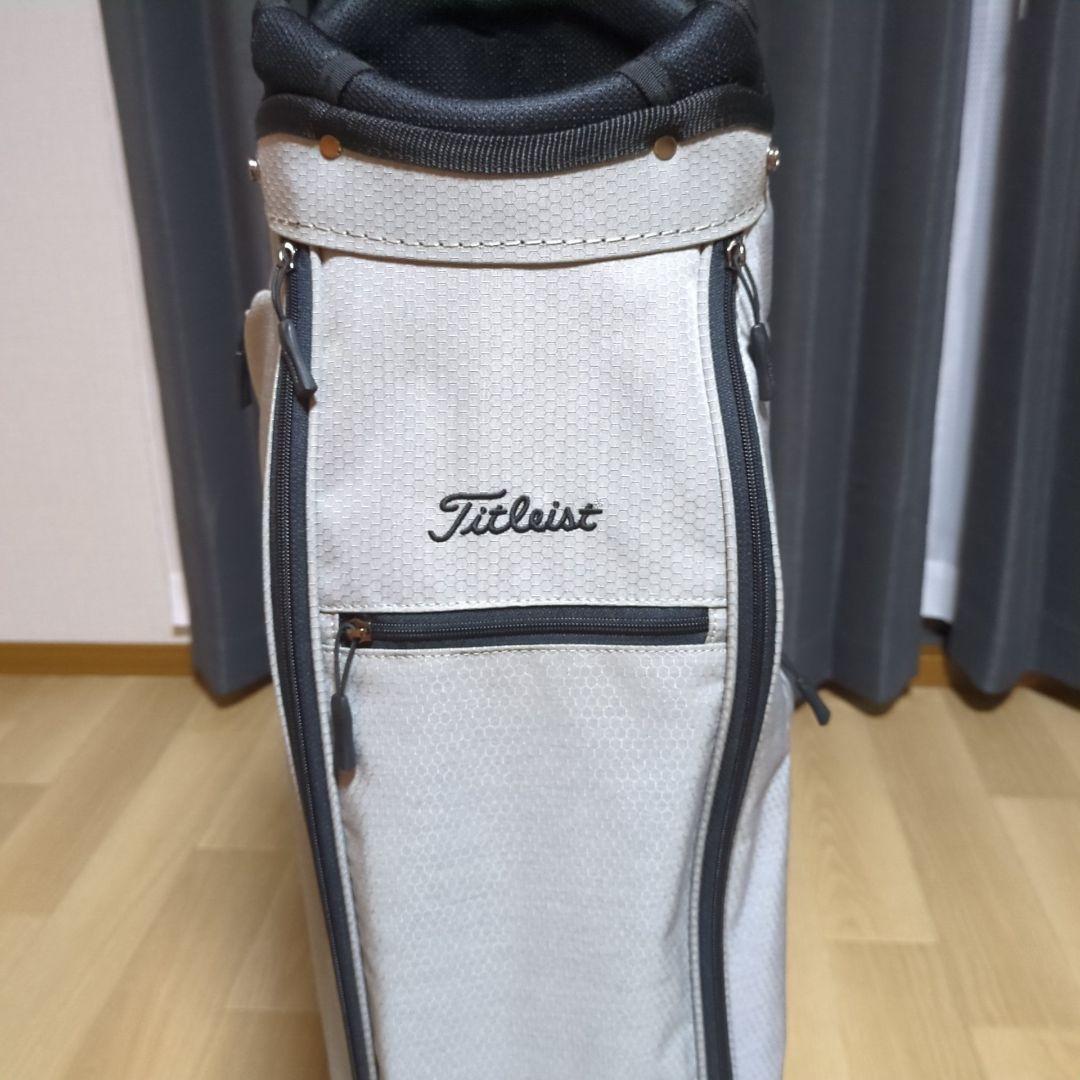 美品希少タイトリスト シティアクティブキャディバッグ 軽量2.5kg 8.5型
