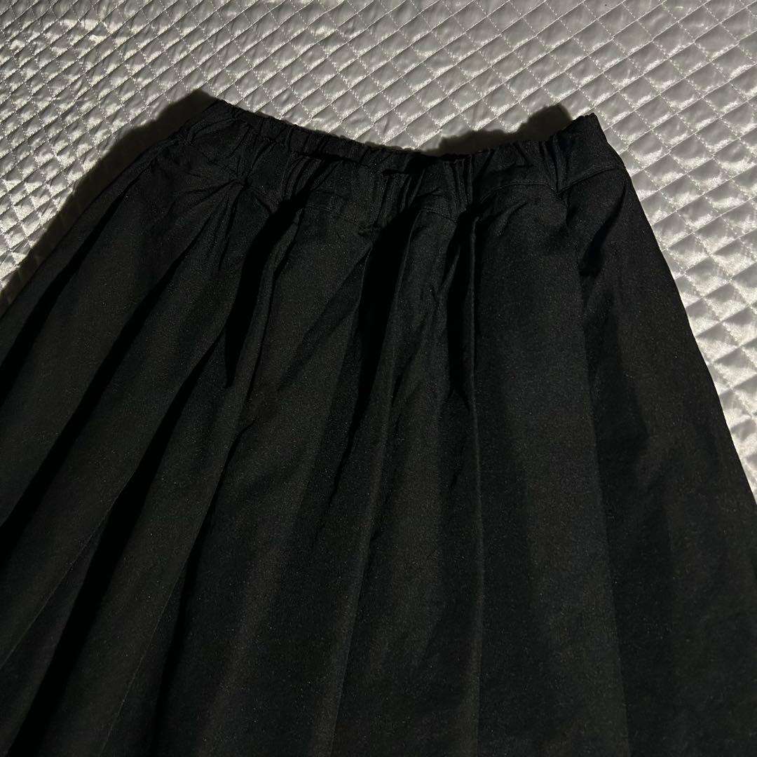 AD2017 archive ポリ縮絨フレアスカート 黒 ボリューム