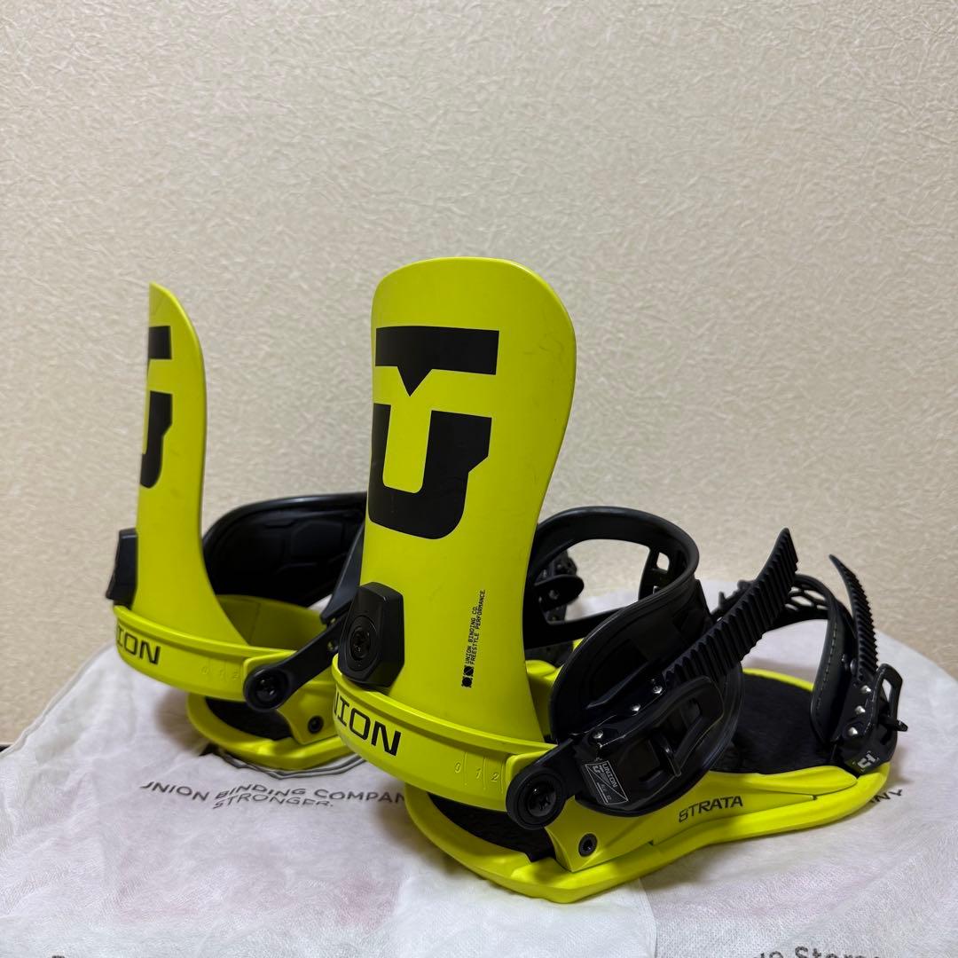 スノーボード Union board Bindings Strata 24-25
