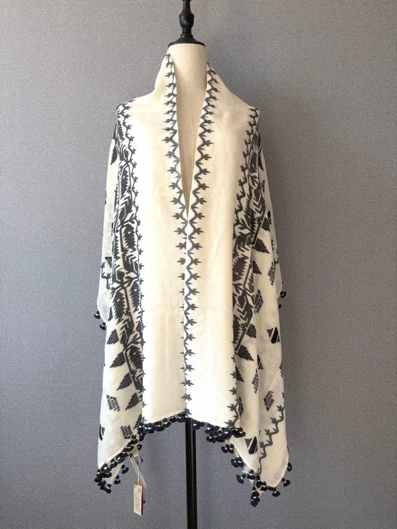 新品 CITRUS ネイティブ柄 ポンポンストール ウール100%定価