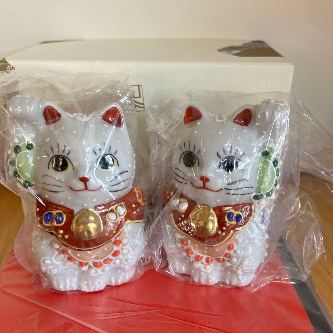 新品　招き猫　九谷焼　盛絵付け　ペア