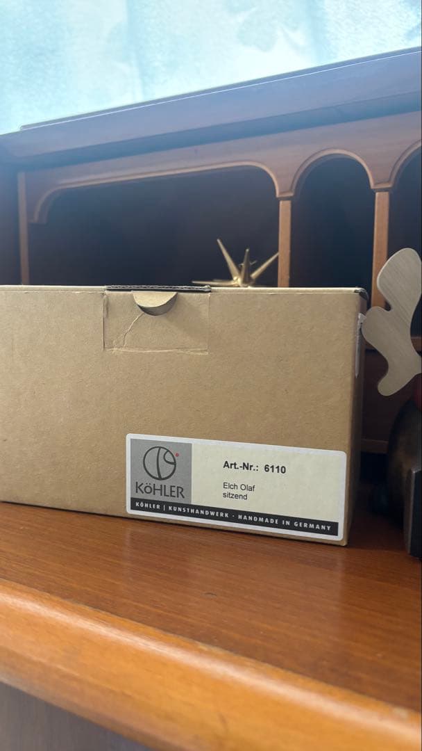 お座りトナカイ　Köhler ケーラー工房　ドイツ