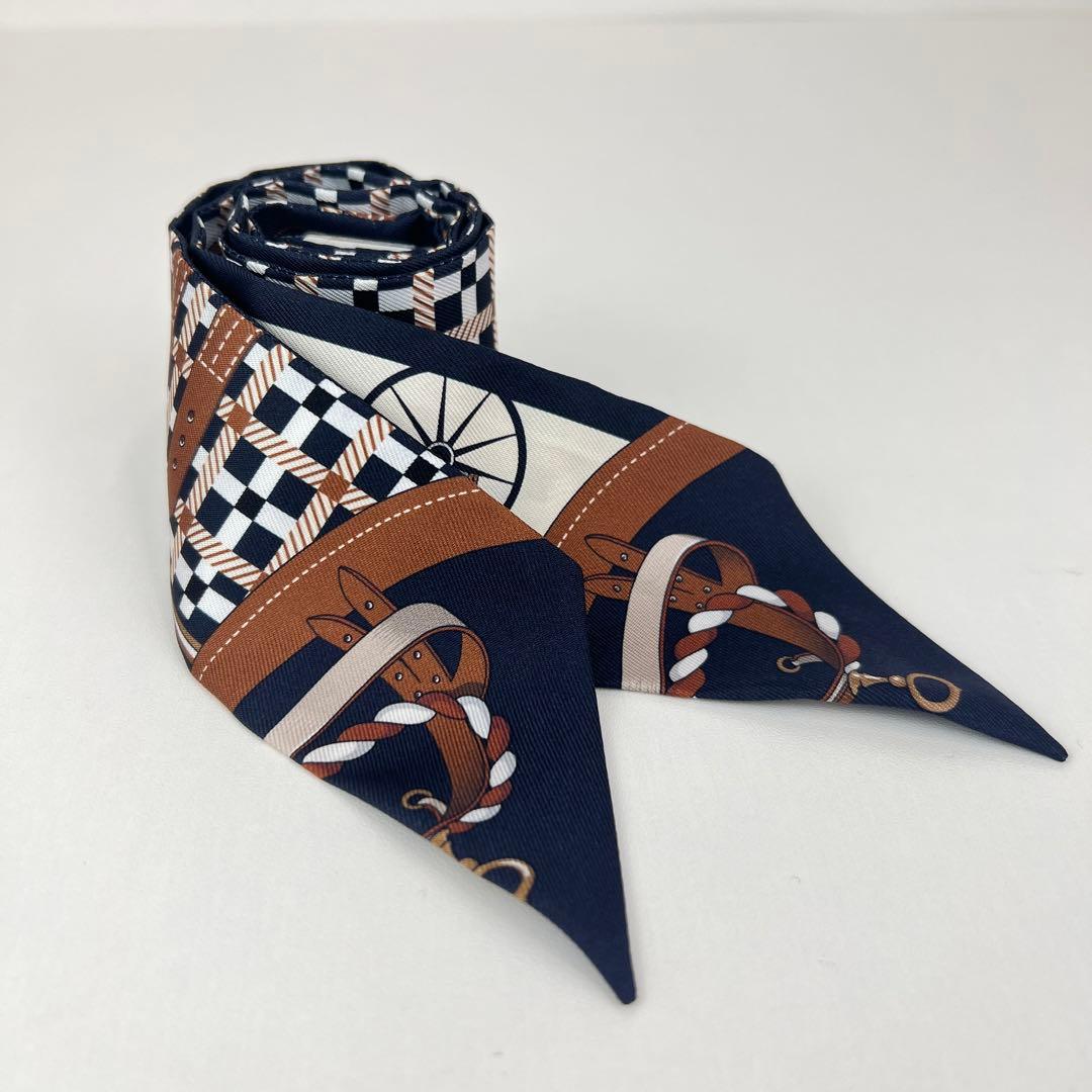 新品未使用 HERMES エルメス ツイリー マルチカラー スカーフ　ブラウン