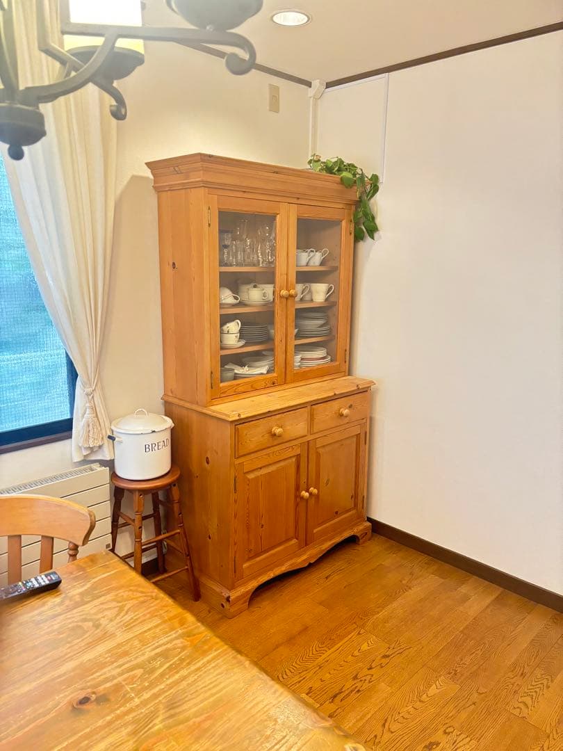 ペニーワイズ   食器棚　THE PENNY WISE