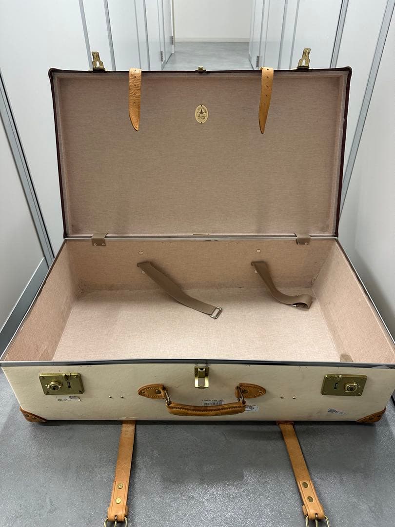 オキドキヨGlobe-Trotter アイボリー キャリーケース