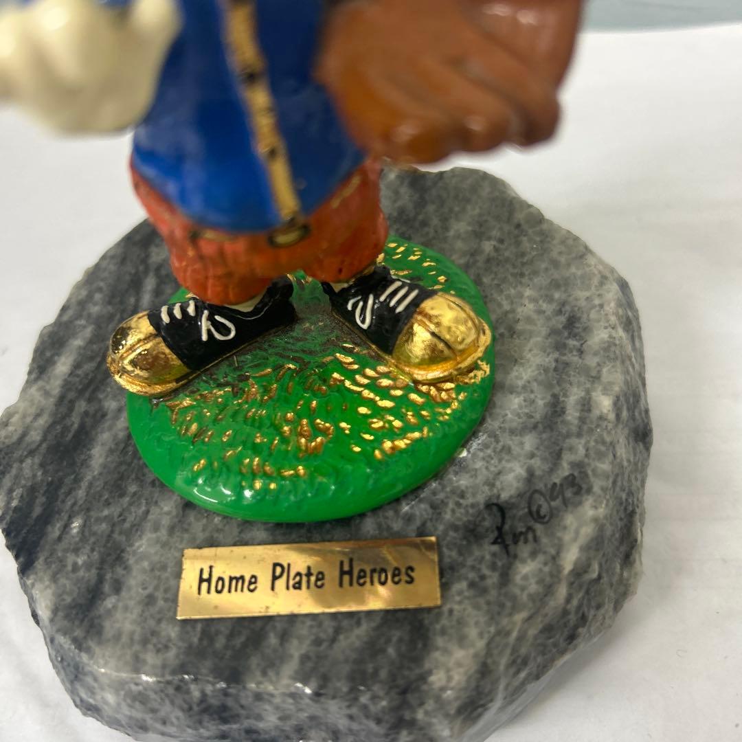 ワーナーブラザーズ　フィギュア