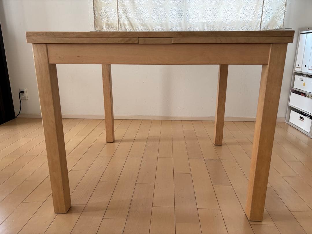 IKEA ダイニングテーブル