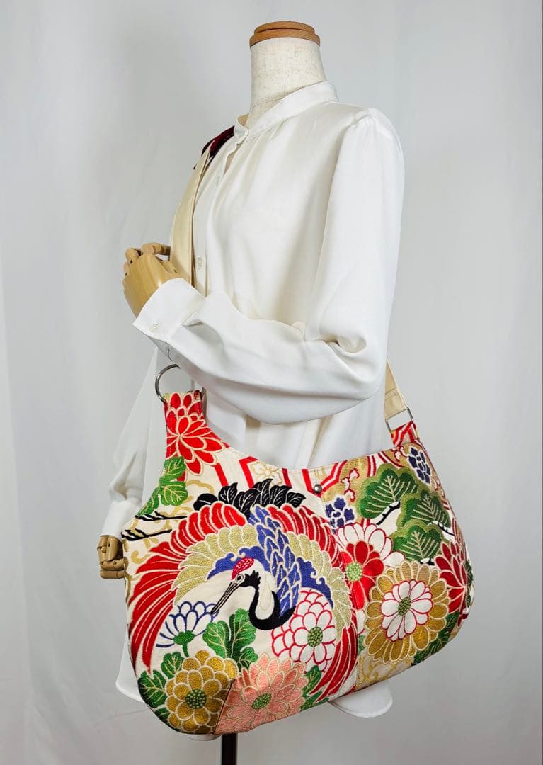 帯バッグリメイク　771番アシンメトリーBIGリバーシブル(肩あて飾り付き)