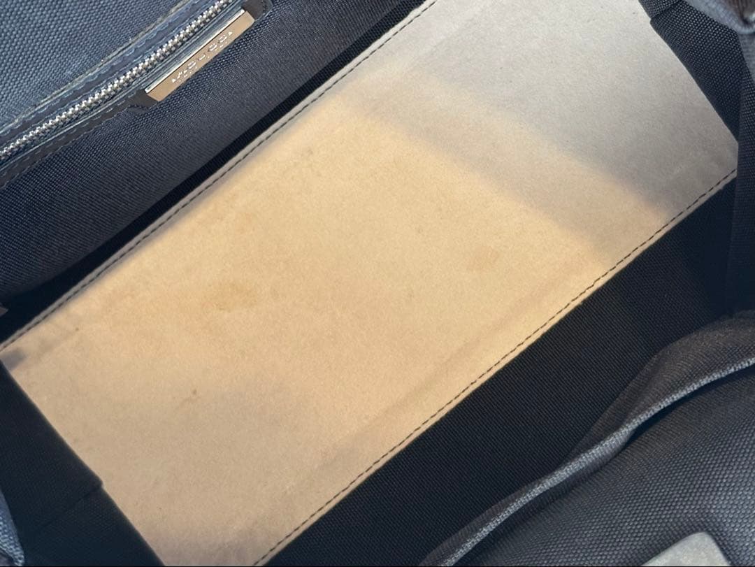 IACUCCI ブラック トートバッグ