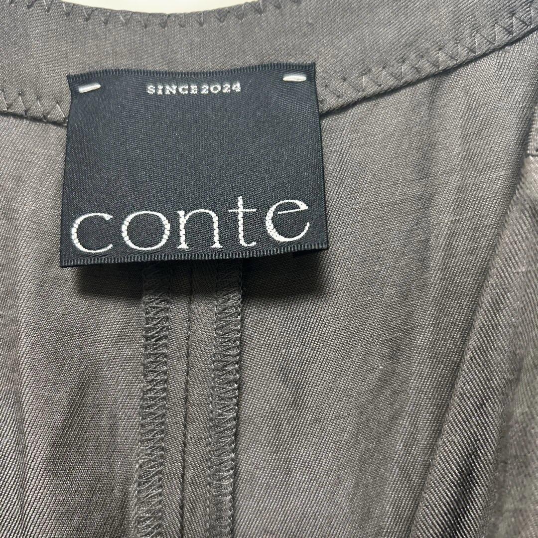 コンテ完売品　辺見えみりさん着用フロントボタン Vネックオールインワン