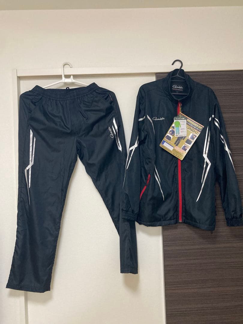 新品　がまかつ　ウィンドブレーカースーツ　サンライン釣武者ゴアテックスミドラー